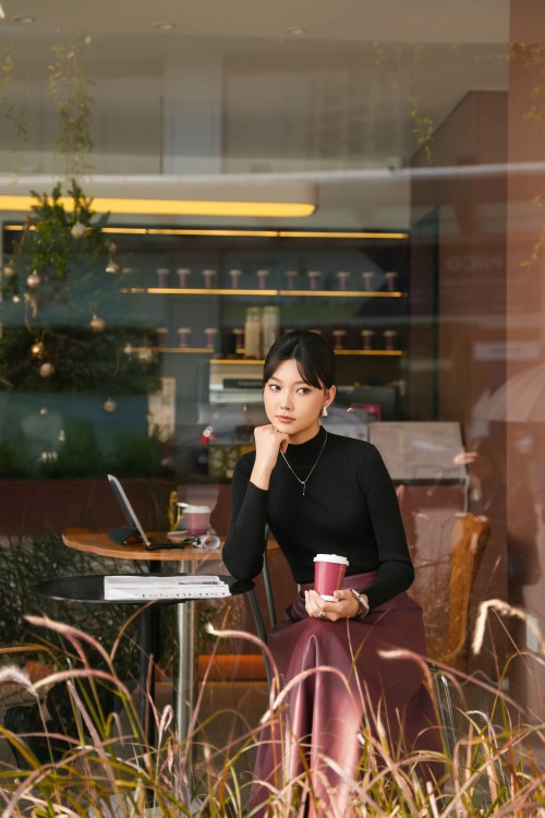 Sixdo Black Long Sleeves Knit Blouse